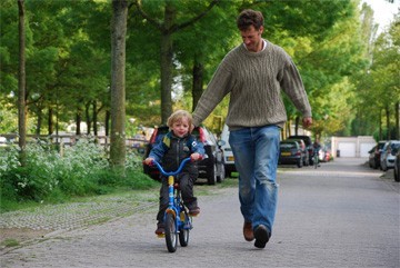 leren fietsen met papa